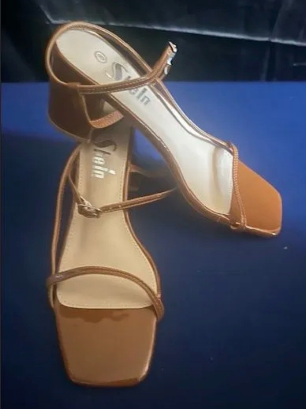 SHEIN Tan Strappy Square-Toe Block Heel Sandals Sz 8